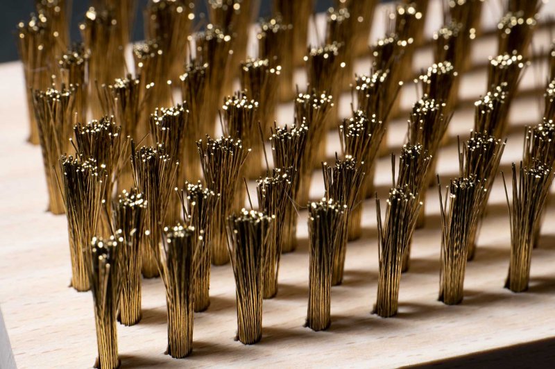 画像2: 【生産終了】焼印入り真鍮ブラシ スクエアタイプ (2)